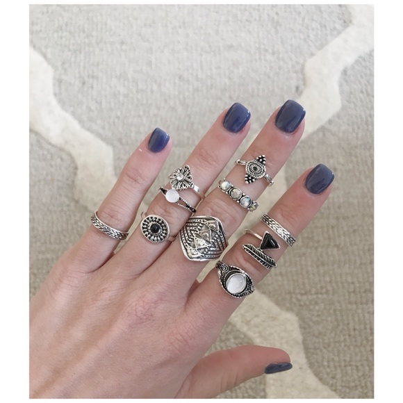 ✲ 10 Piece Silver Retro Ring Set ✲ - Picture 3 of 4